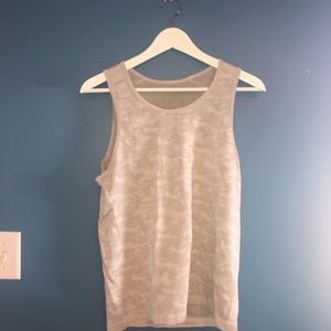 Lululemon Metal Vent Tech Tank